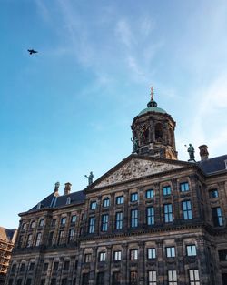 Royal palace of amsterdam against sky