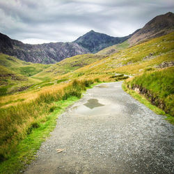 Approaching the snowdon ridge on the miners' track in snowdonia.