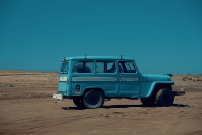 Adventure vehiclce on sand dunes