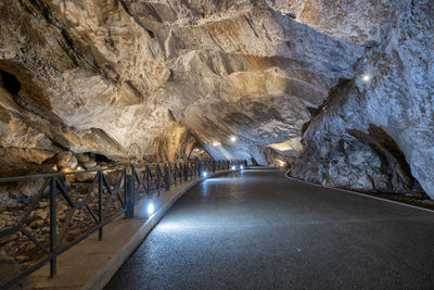 Road in tunnel