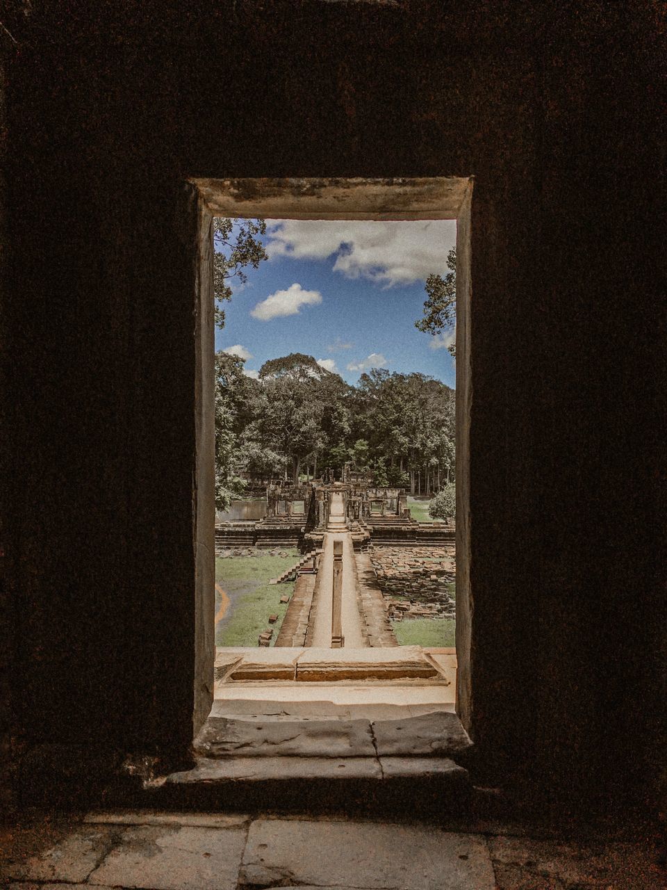 WINDOW OF OLD BUILDING