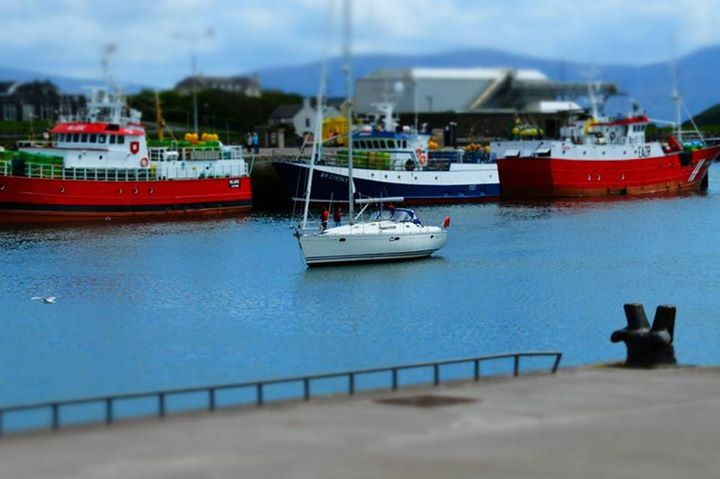 nautical vessel, boat, transportation, mode of transport, water, moored, sea, sky, travel, waterfront, harbor, river, day, built structure, outdoors, nature, sailboat, no people, sailing, architecture