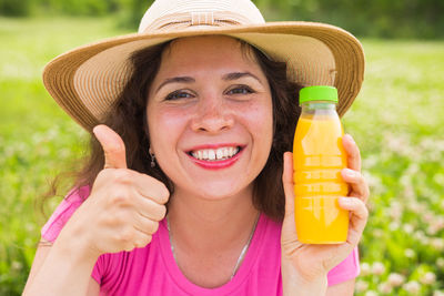 Portrait of a smiling young woman