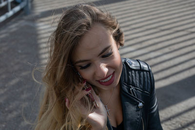 Portrait of a smiling young woman