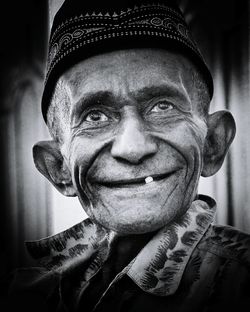 Portrait of man wearing hat