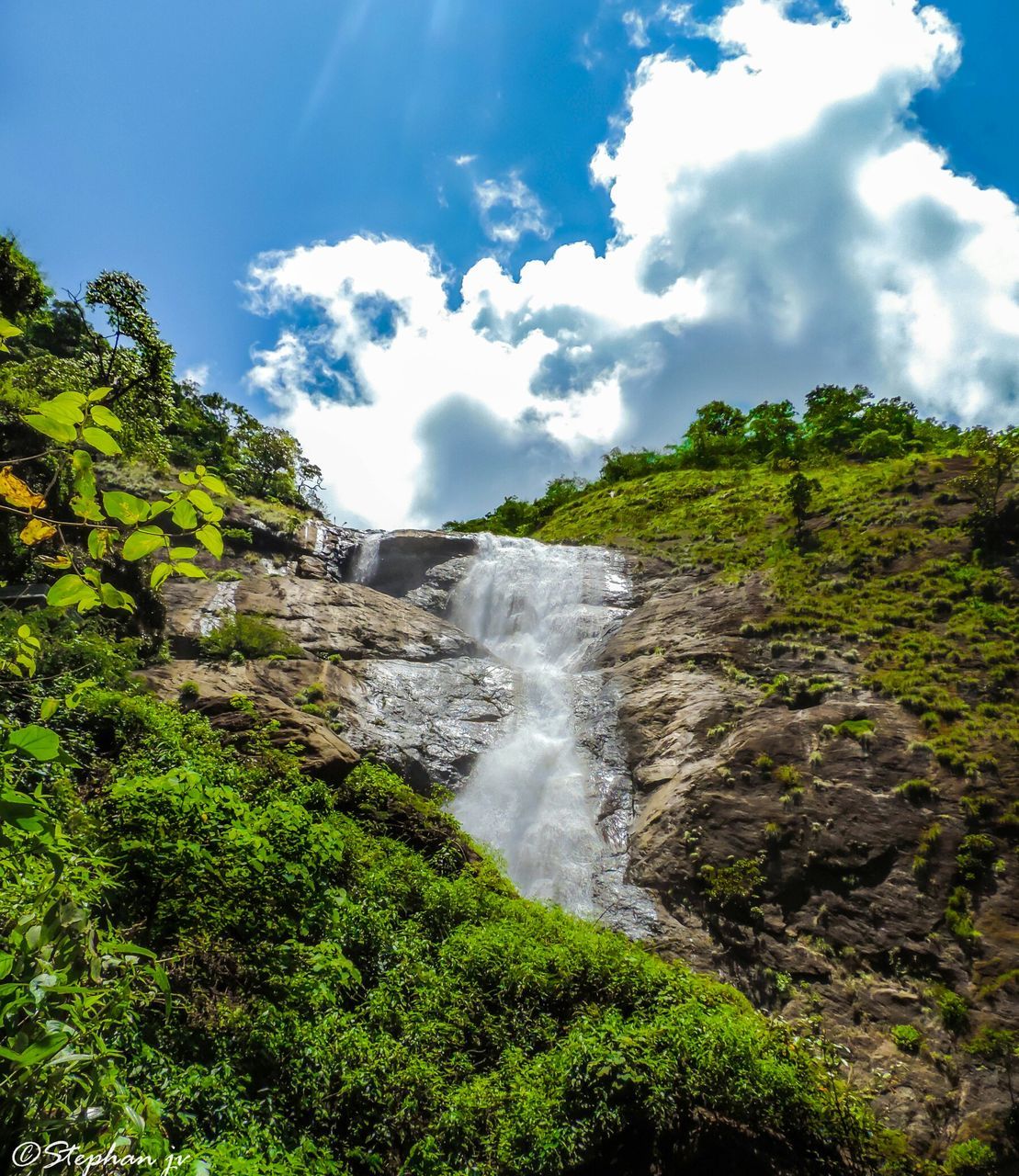 WATER FLOWING THROUGH ROCKS