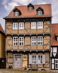 Beautiful  half-timbered building in quedlinburg am harz, saxony-anhalt, germany