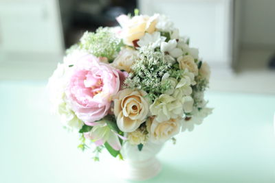 Close-up of rose bouquet