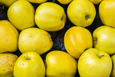 Full frame shot of apples