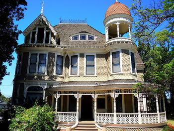 Low angle view of historic building against clear sky