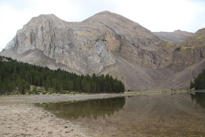 One of the beautiful lakes of aragon, at the top of the pyrenees