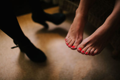 Close-up of cropped woman