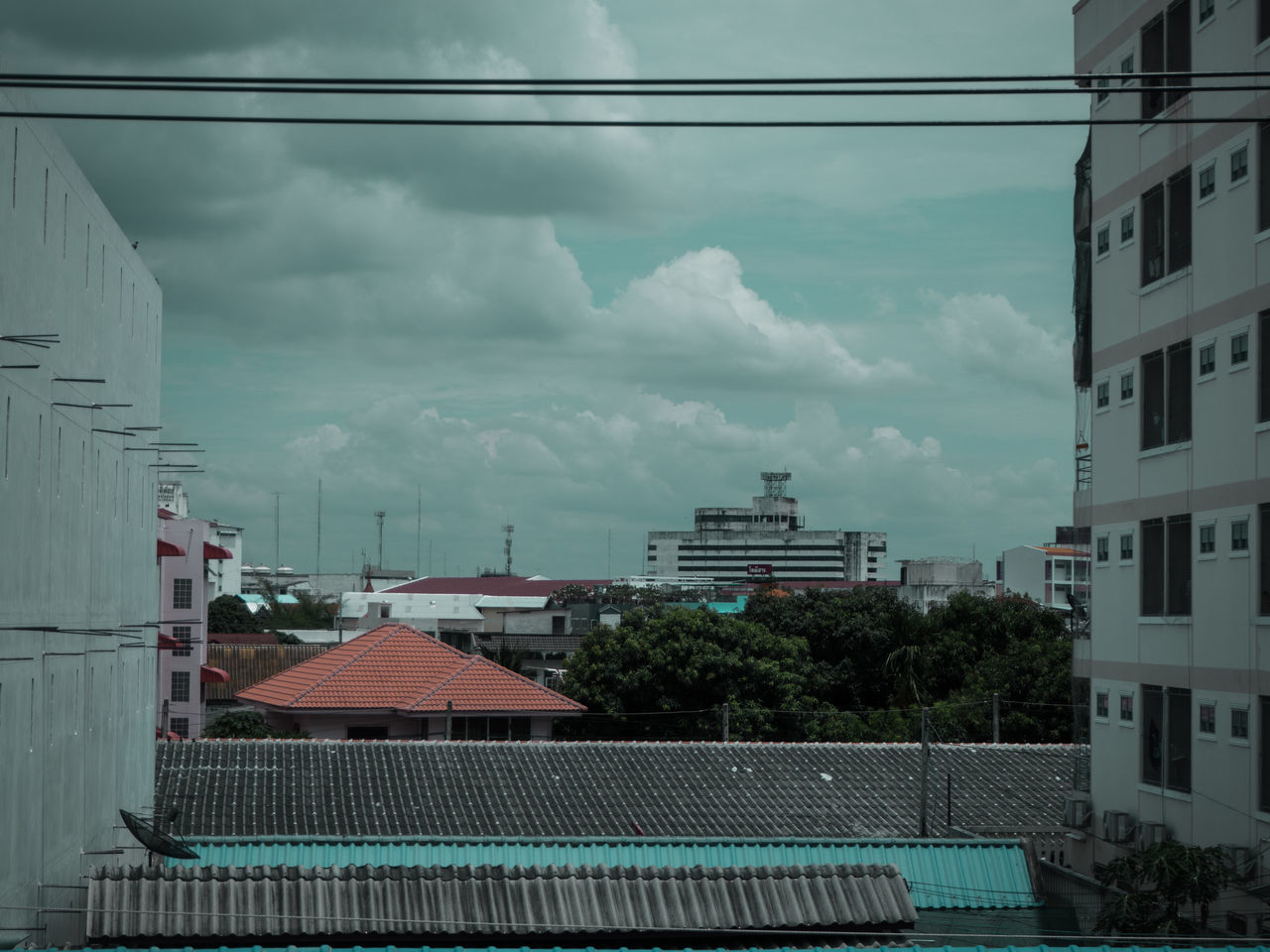 architecture, building exterior, cloud - sky, built structure, sky, no people, outdoors, day, nature, city