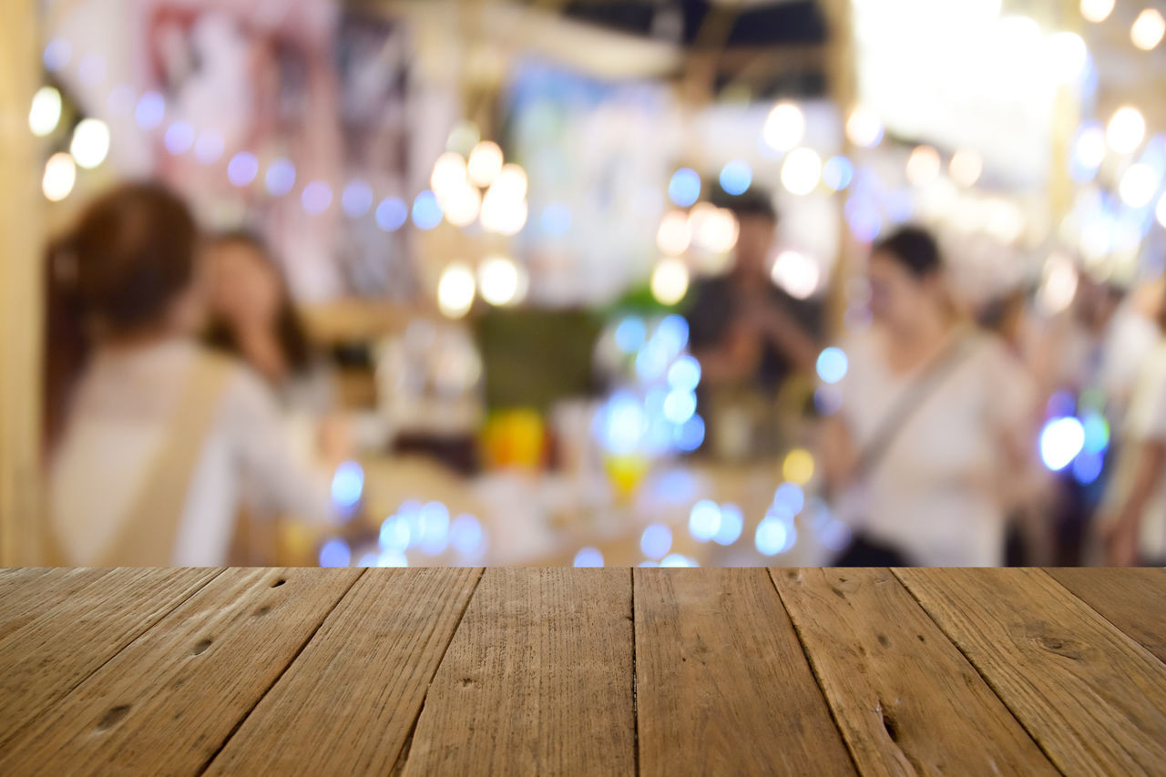 CLOSE-UP OF ILLUMINATED DEFOCUSED LIGHTS