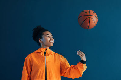 Man playing basketball