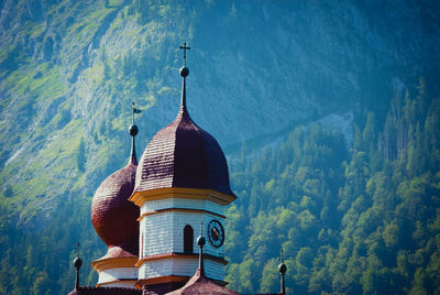 St bartholomew church against mountain