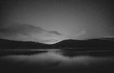 Moody picture of lac de saint-cassien