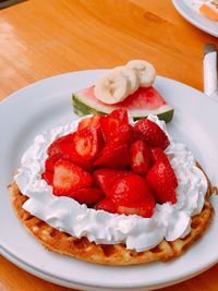 Close-up of strawberry tart in plate