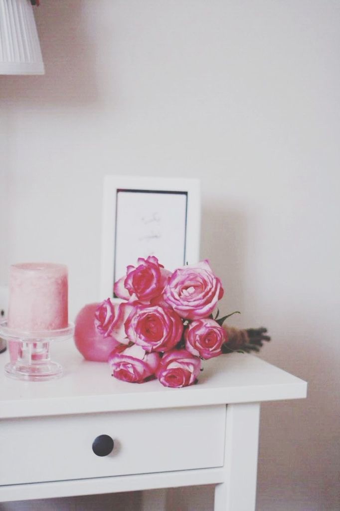 indoors, flower, table, freshness, home interior, red, vase, pink color, still life, petal, fragility, close-up, wall - building feature, no people, decoration, rose - flower, flower head, pink, home, white color