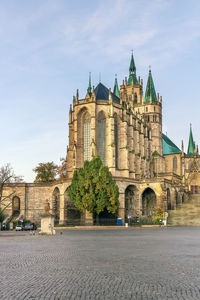 Catholic erfurt cathedral is a 1200 year old church located on cathedral hill of erfurt, igermany