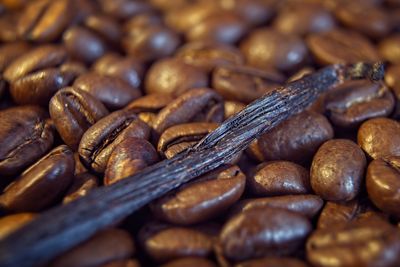 Full frame shot of roasted coffee beans