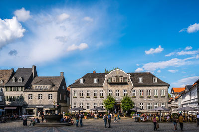 Marketplatz in ancient city goslar, niedersachsen, germany