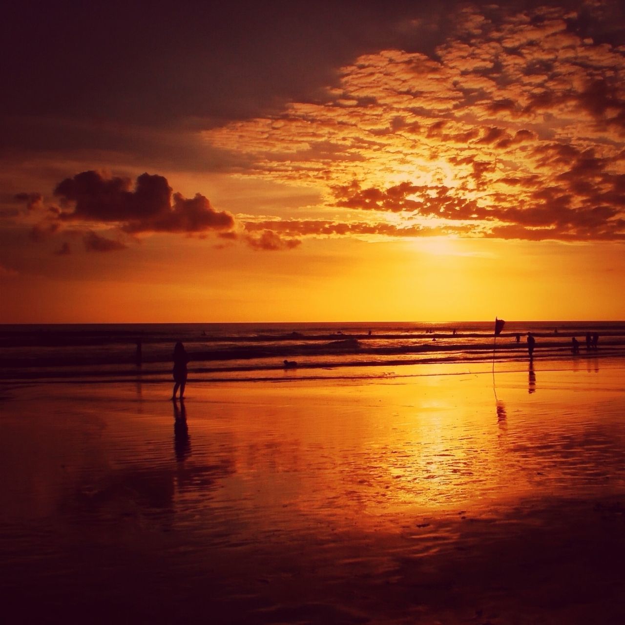 sunset, sea, water, silhouette, sky, horizon over water, scenics, orange color, beauty in nature, tranquil scene, tranquility, cloud - sky, idyllic, sun, nature, reflection, beach, cloud, pier, dramatic sky