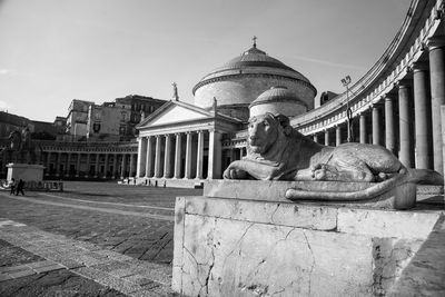 Piazza plebiscito naples