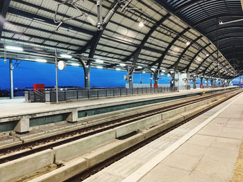 train station