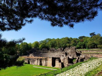 Old ruins against sky