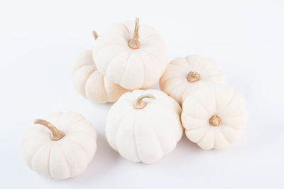 Close-up of garlic against white background