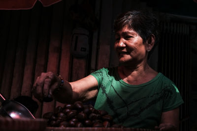 Man working in tray