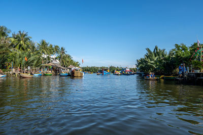 Basket boat