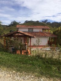 Exterior of house against sky