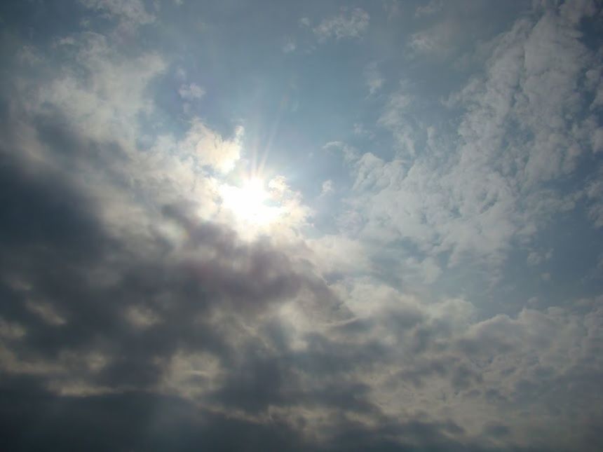 LOW ANGLE VIEW OF CLOUDS IN SKY