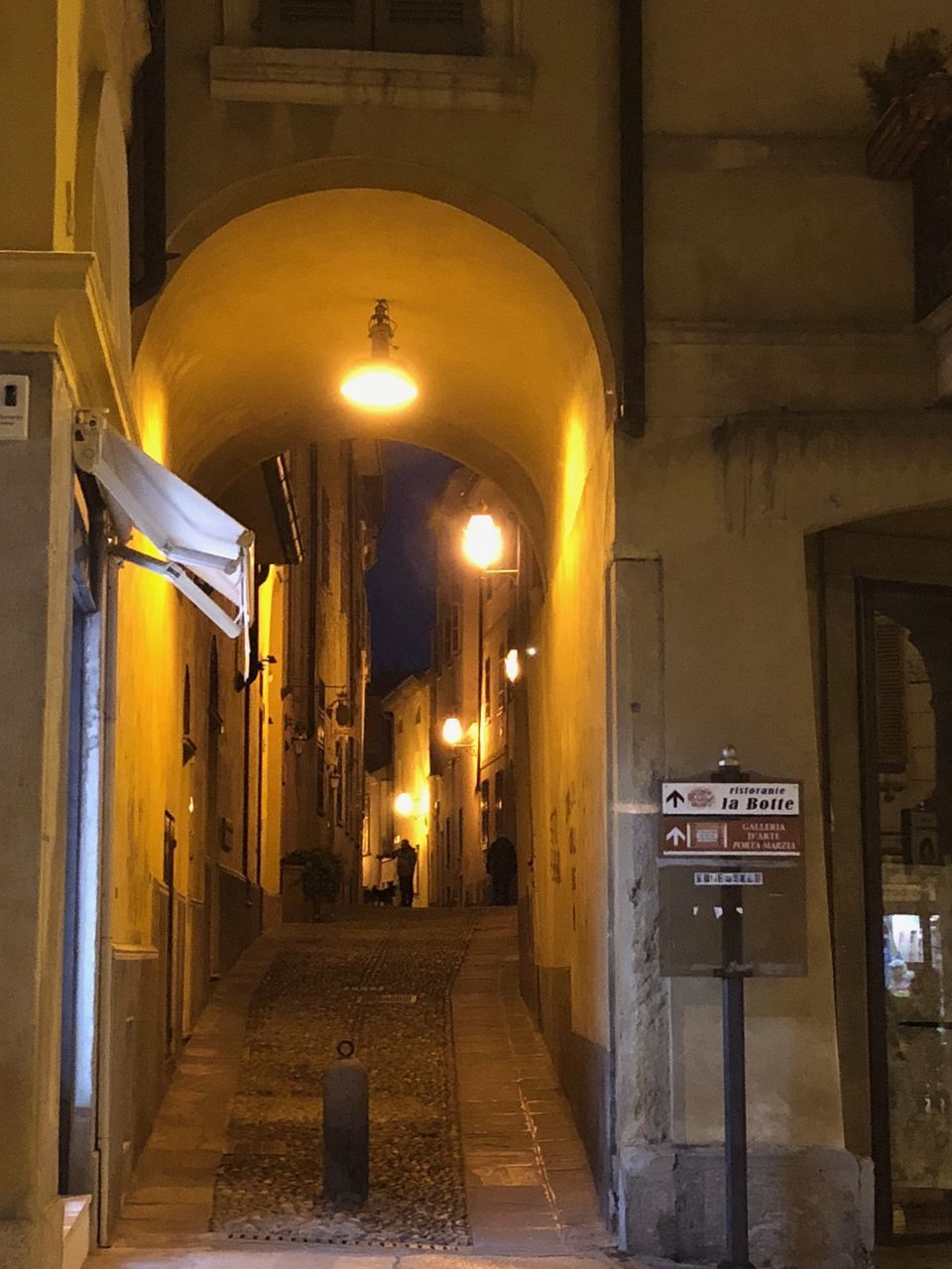 ILLUMINATED CORRIDOR IN BUILDING