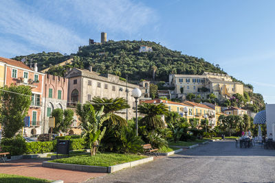  the promenade of noli with beautiful colored houses