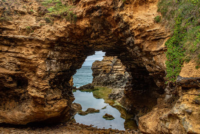 Rock arch off great ocean road in australia 