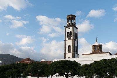 Iglesia de la concepcion church against cloudy sky