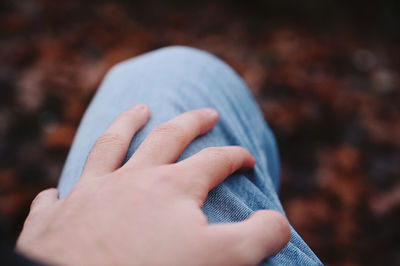 Close-up of hand holding hands