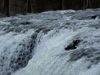 Waves splashing on rocks