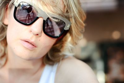 Portrait of woman wearing sunglasses