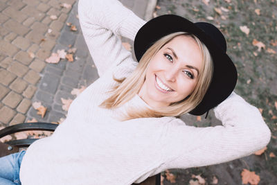 Portrait of a smiling young woman