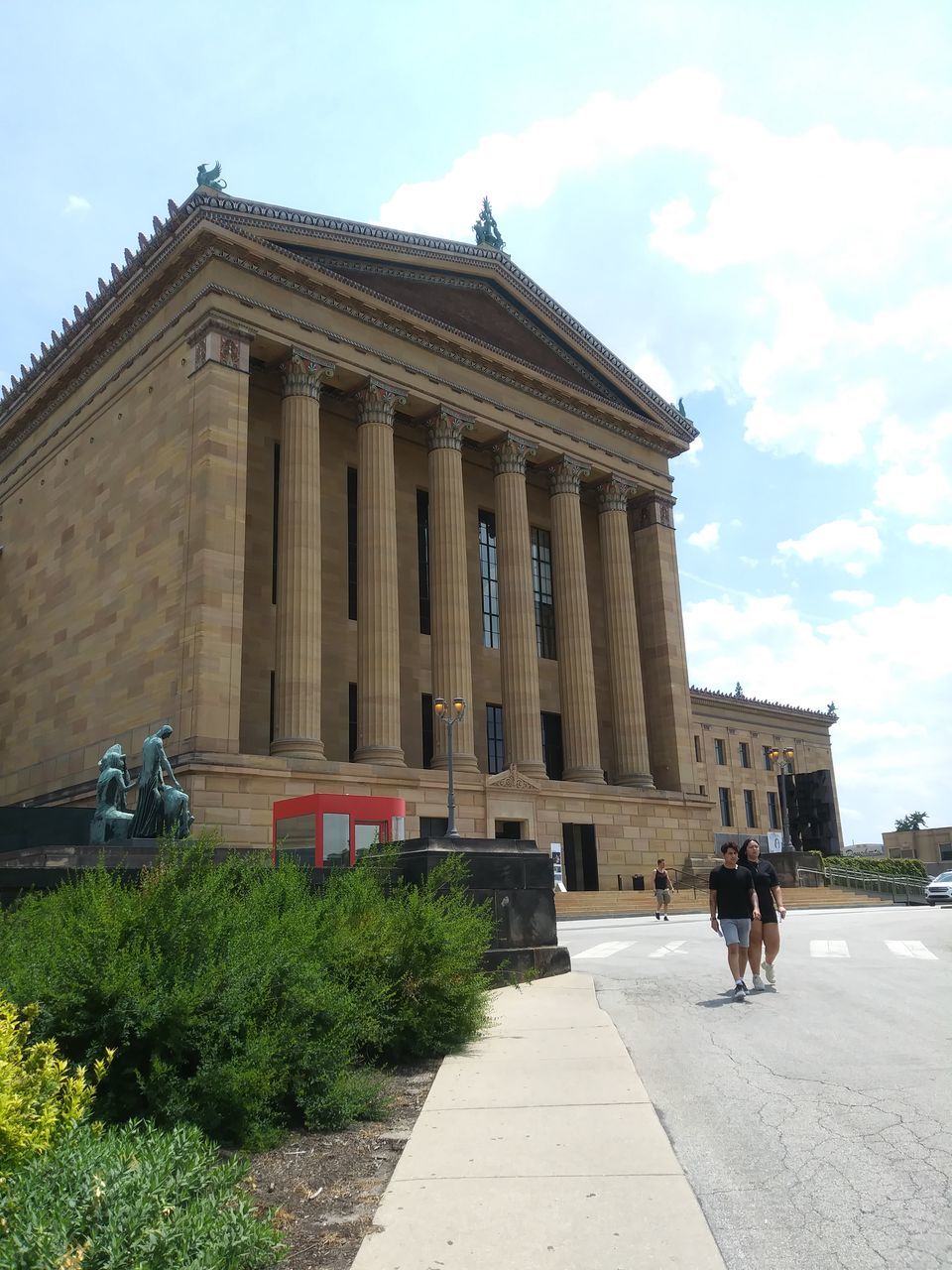 FACADE OF HISTORIC BUILDING AGAINST SKY