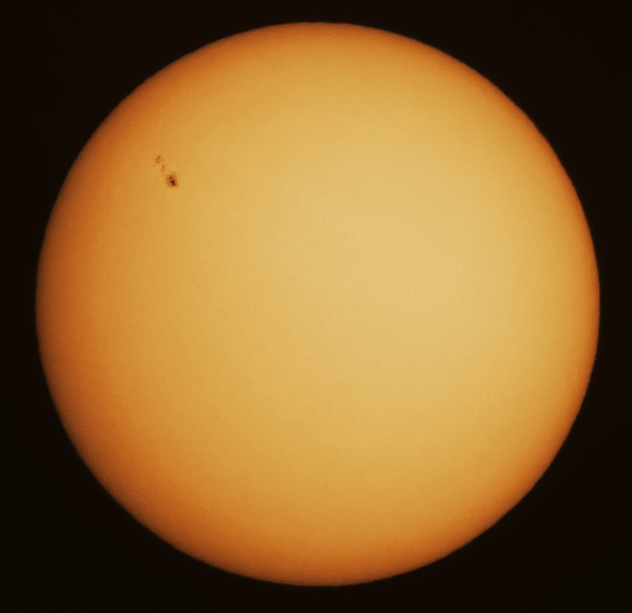 Sunspots today 08-07-2017