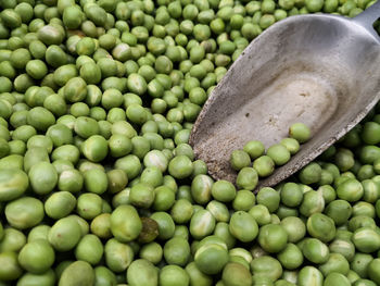 Full frame shot of green peas 