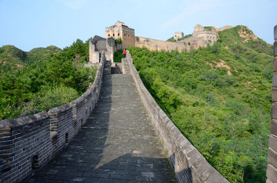 Great wall of china against sky