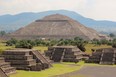 Castle against cloudy sky