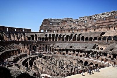 Tourists at coliseum