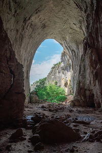 Arch bridge over cave